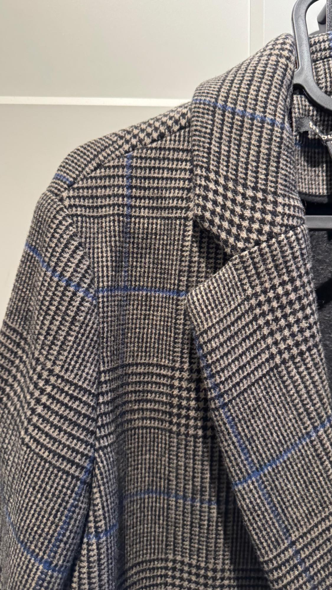 CHECKED COAT WITH TEXTURED CUFFS - Image 2