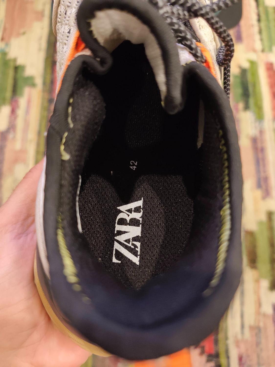 KNIT FABRIC RUNNING SNEAKERS - Image 3