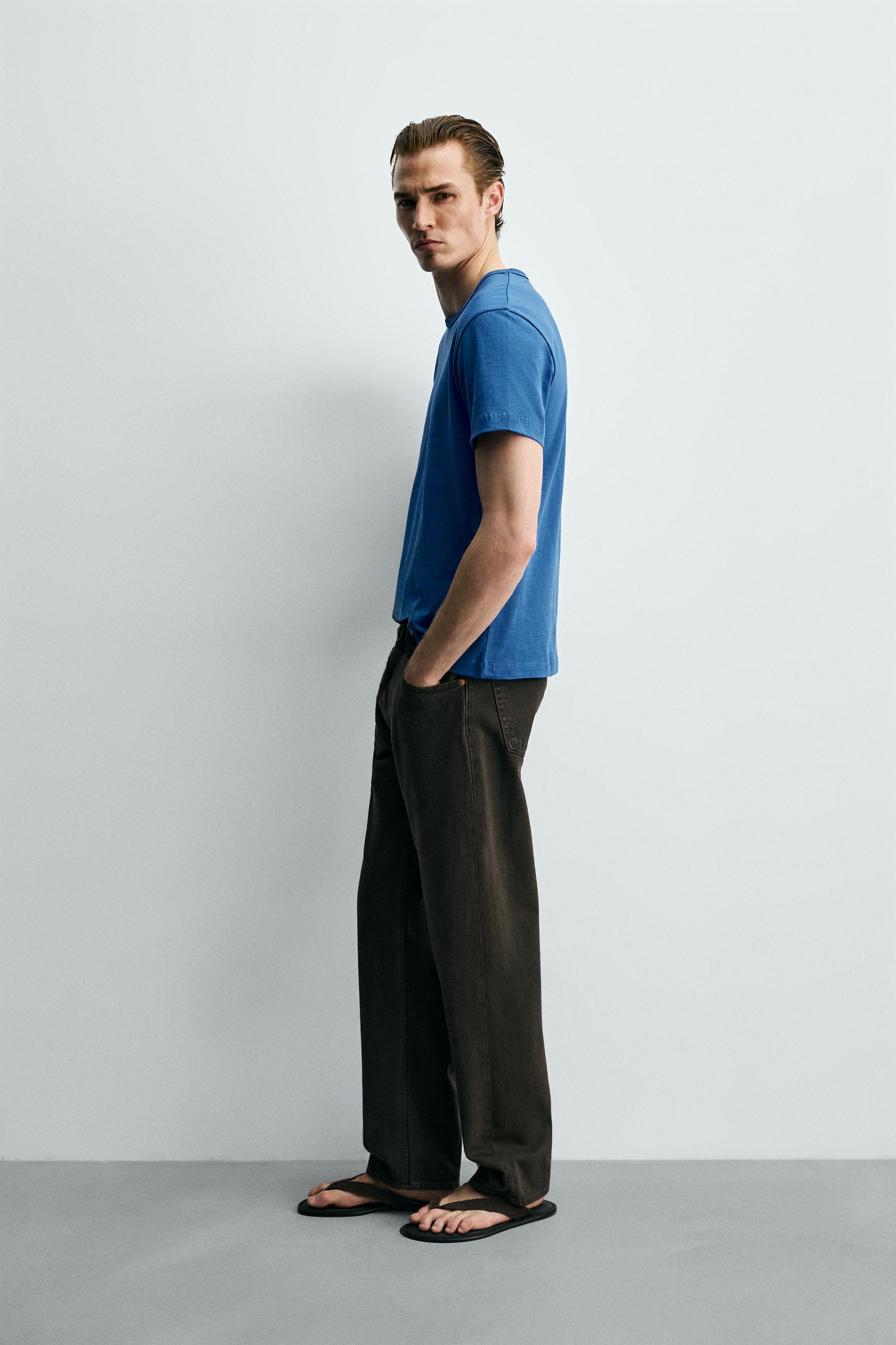 T-SHIRT REGULAR FIT