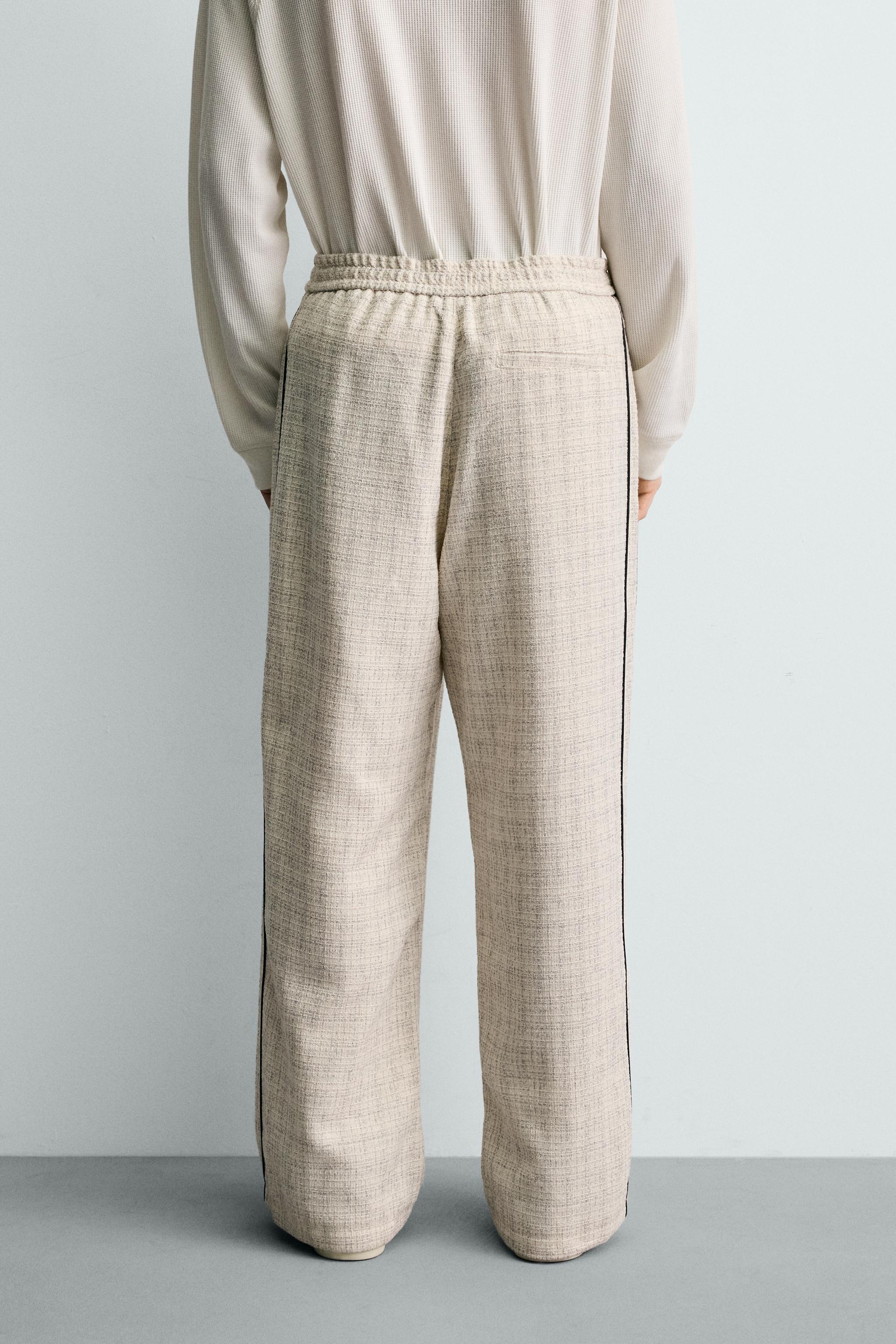 CONTRAST STRIPE TEXTURED JOGGER PANTS