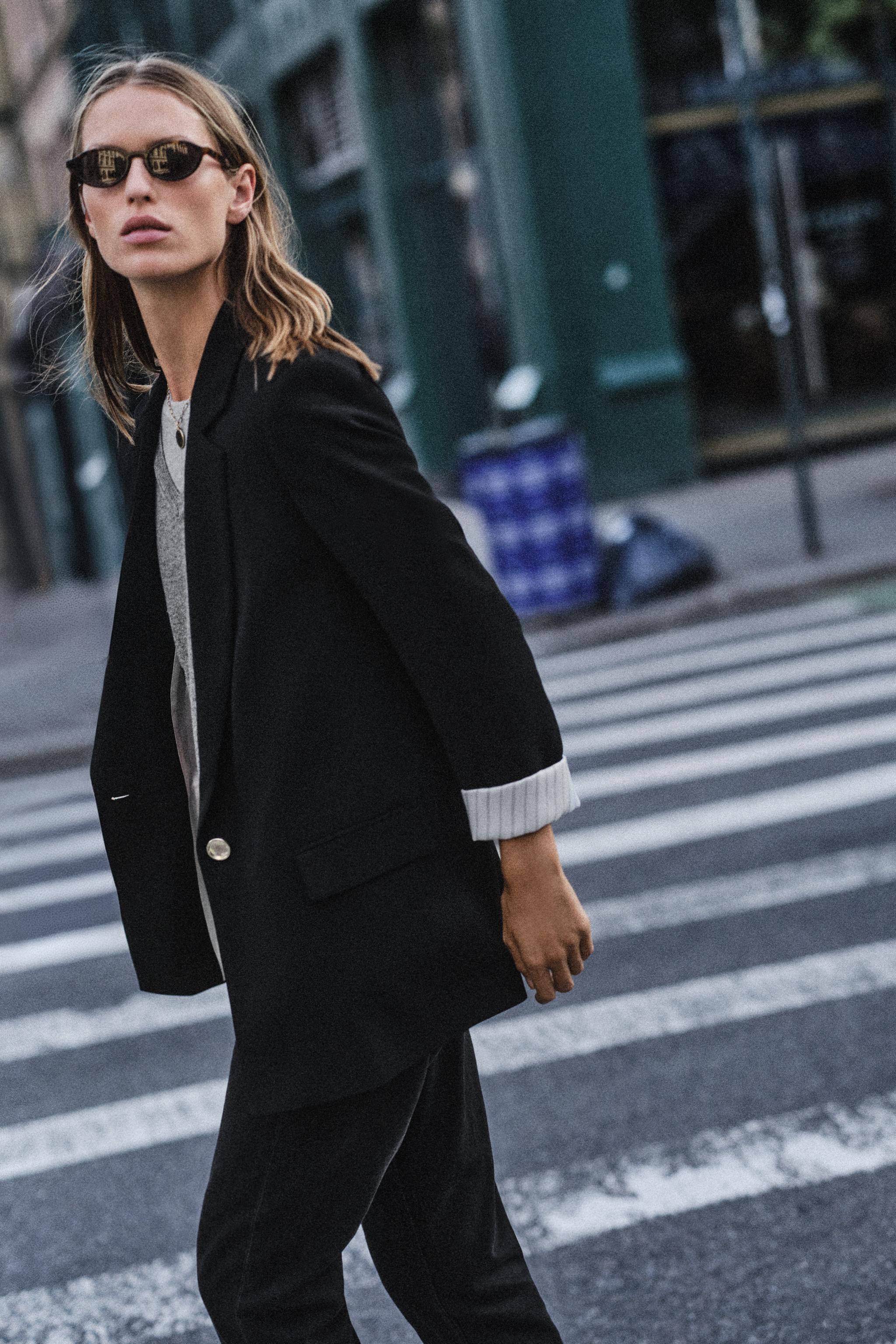 Zara VATKALI DESENLİ MANŞETLİ BLAZER görsel 4
