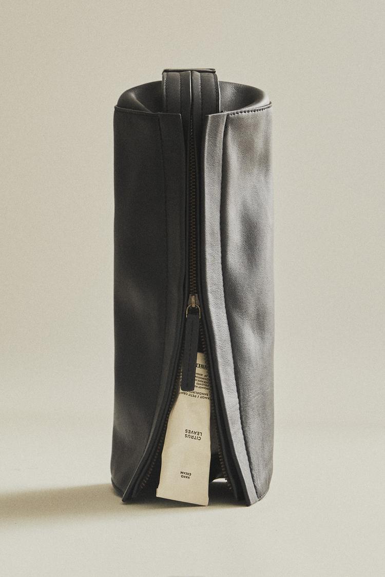 LARGE NAPPA LEATHER CASE — Navy Blue