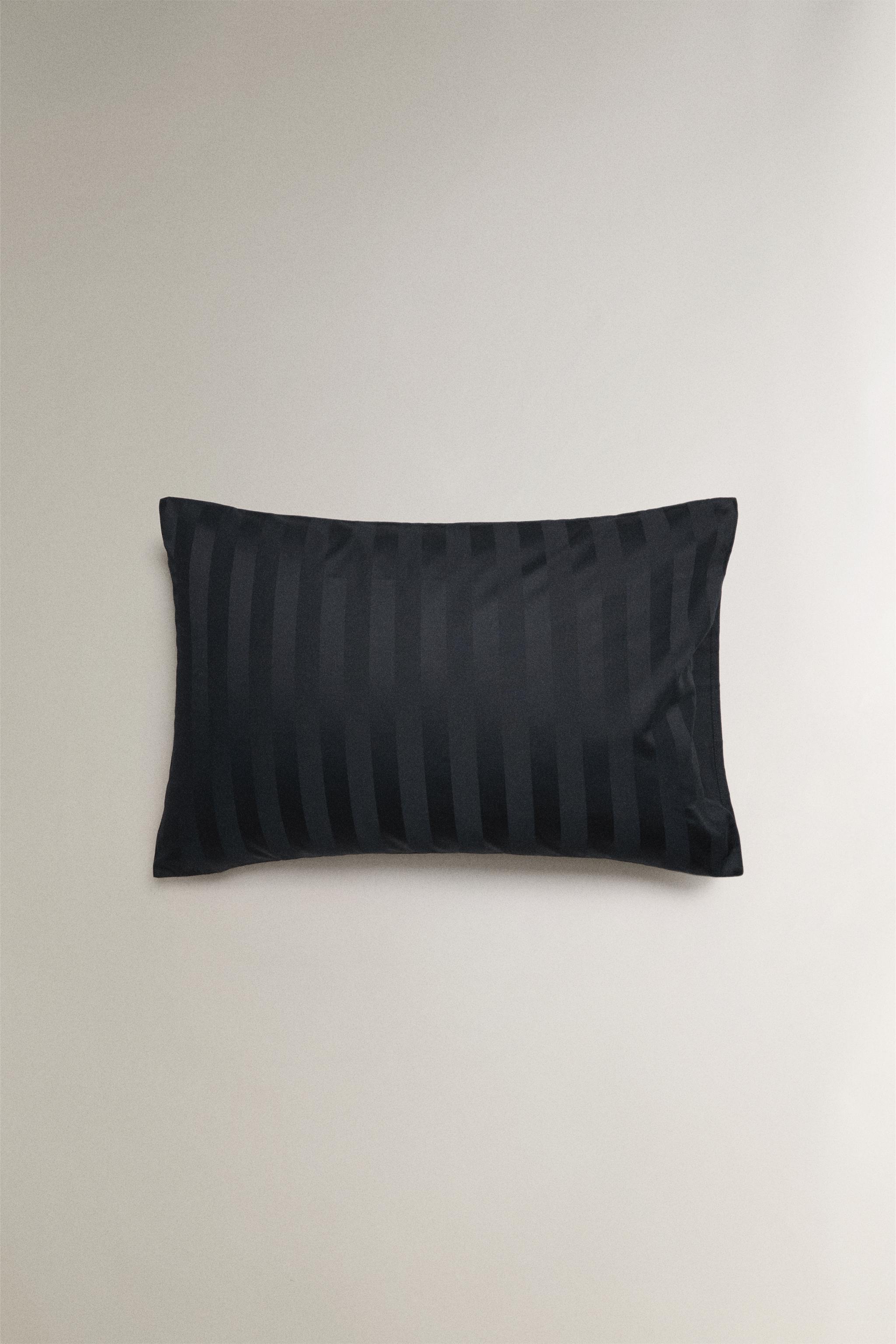 STRIPED SATEEN PILLOWCASE (500 THREAD COUNT)