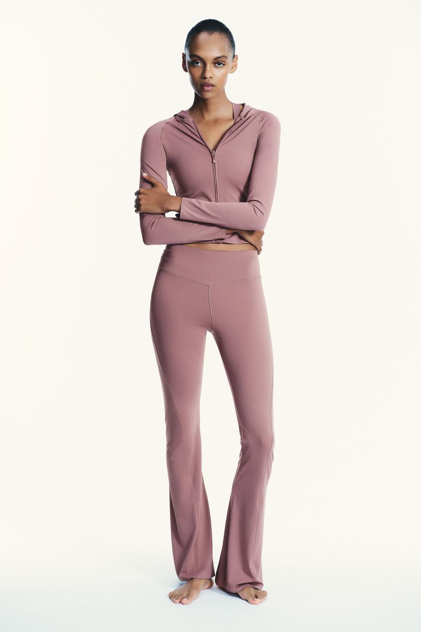 SEAMLESS NYLON FLARE PANTS