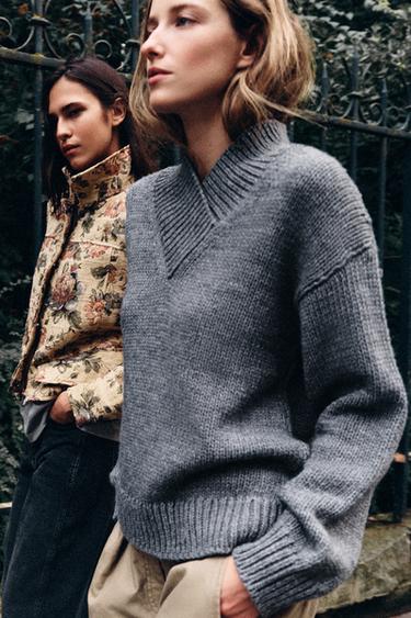 V-NECK KNIT SWEATER — Anthracite grey 1