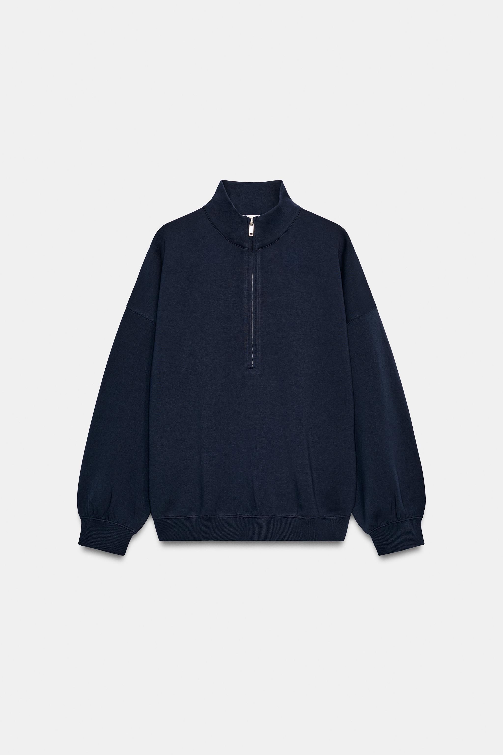 OVERSIZED ZIP-UP SWEATSHIRT