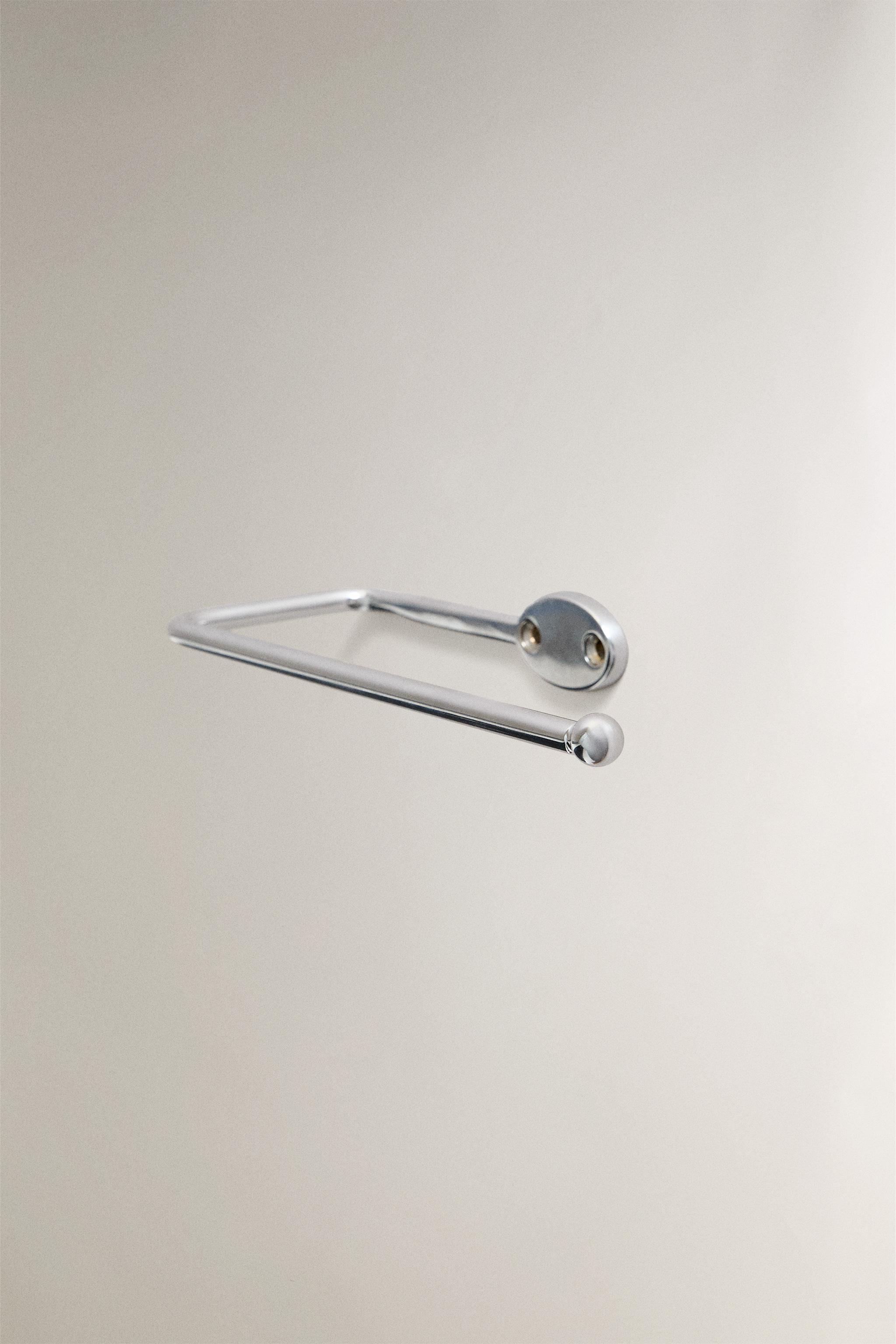 SILVER METAL TOILET PAPER HOLDER — Silver