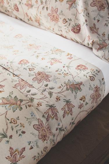 FLORAL SATEEN FLAT SHEET (300 THREAD COUNT) - Ecru by Zara - Image 5