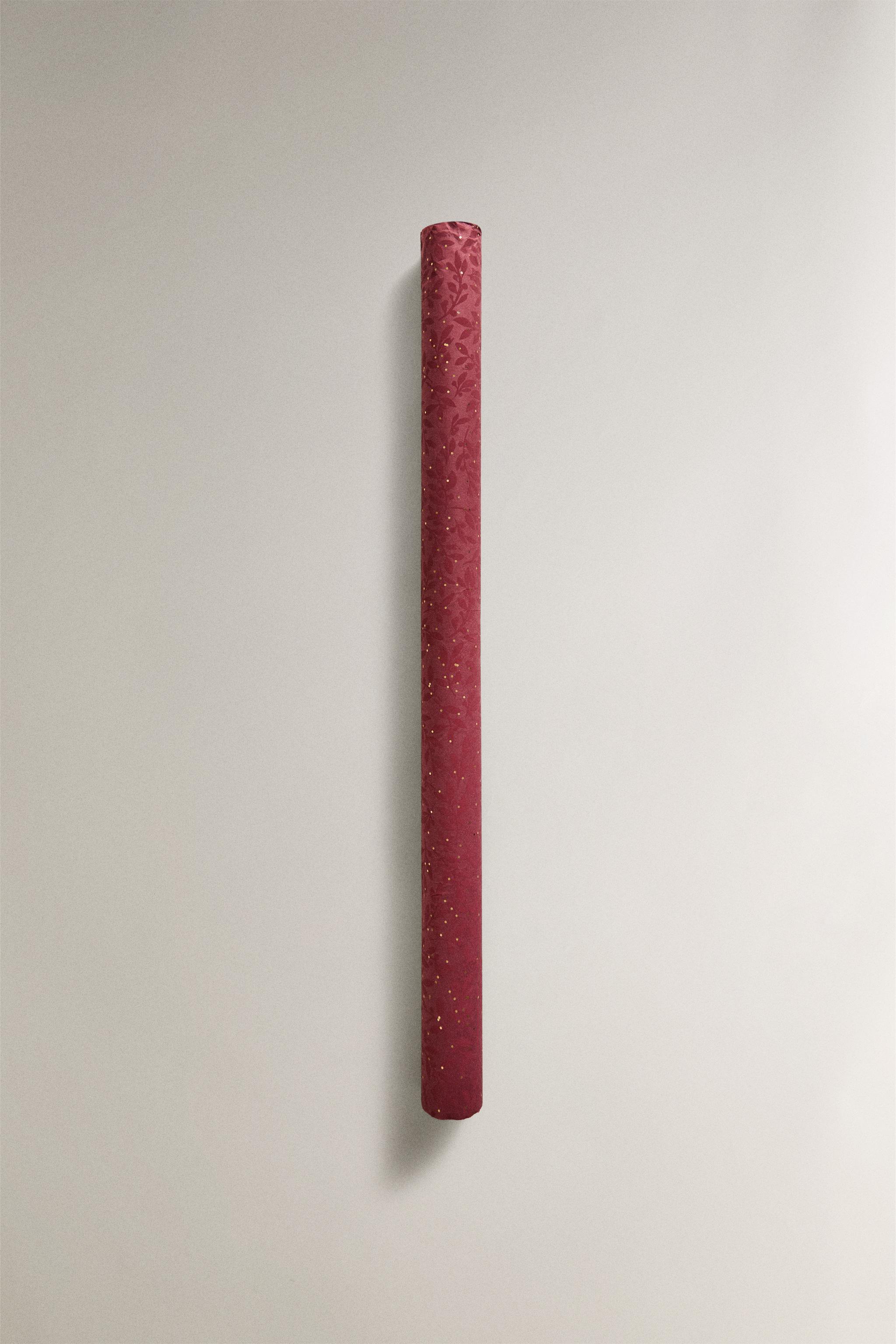 CHRISTMAS HOLLY LEAF WRAPPING PAPER