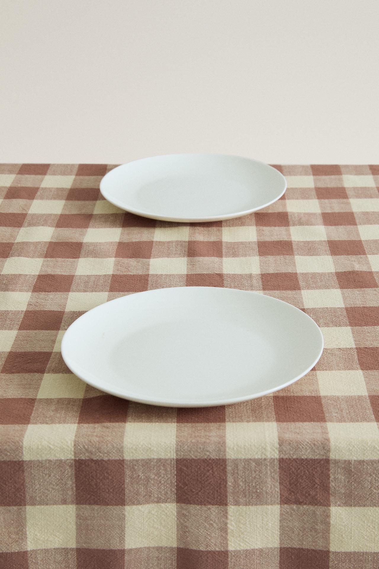 DYED THREAD CHECK TABLECLOTH — Pink