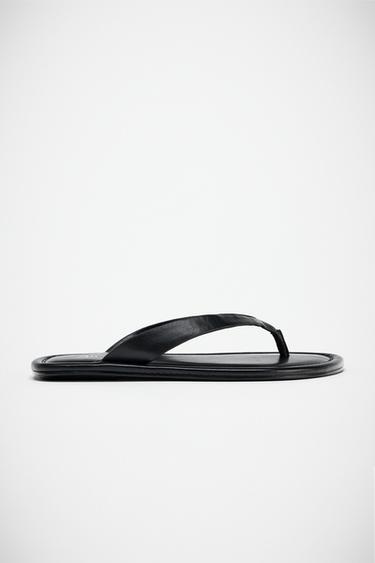 FLAT LEATHER SANDALS - Black by Zara