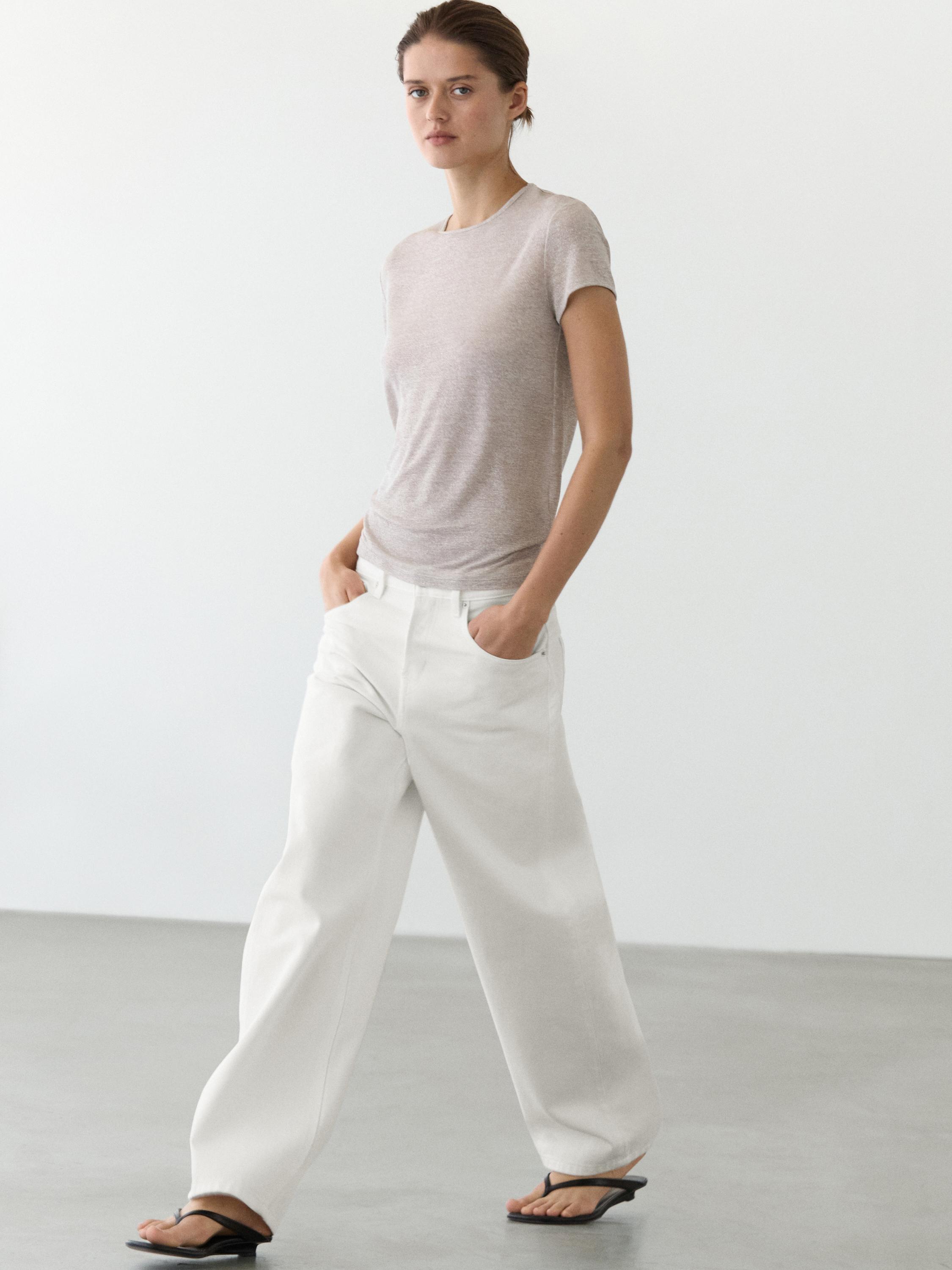 Short sleeve T-shirt with shimmery detail
