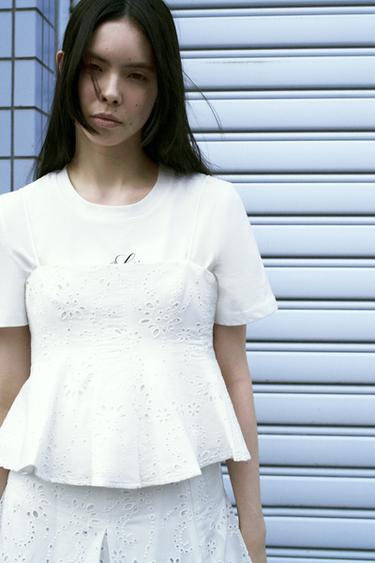 ZW COLLECTION ゴデット刺繍トップスホワイトZaraのZW COLLECTION ゴデット刺繍トップス - ホワイト 