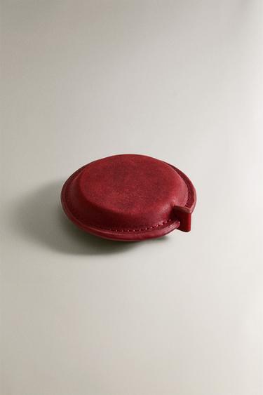 MÈTRE RUBAN ROND EN CUIR - Rouge de Zara - Image 1