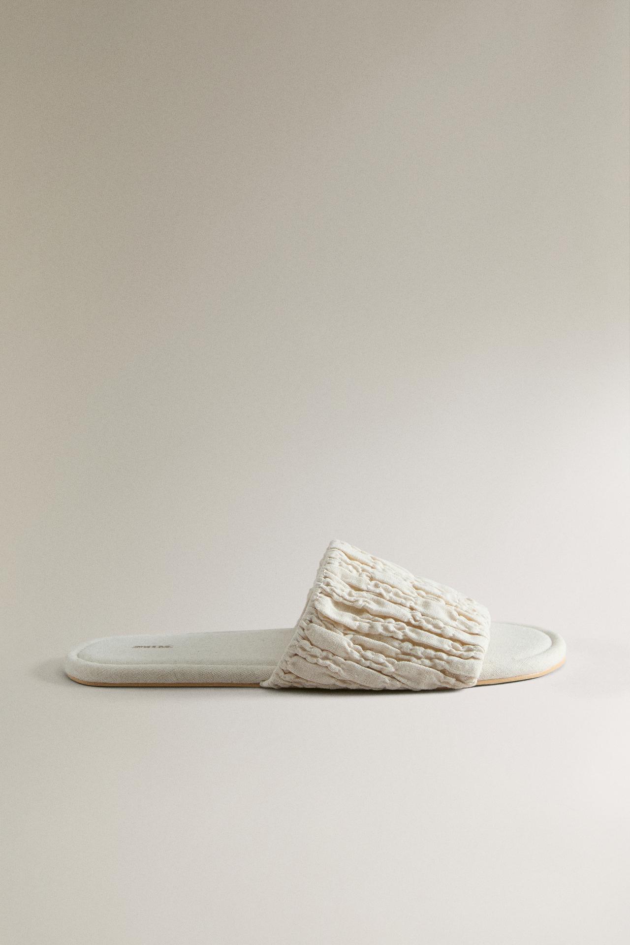 SLIDES WITH GATHERING DETAIL — Beige