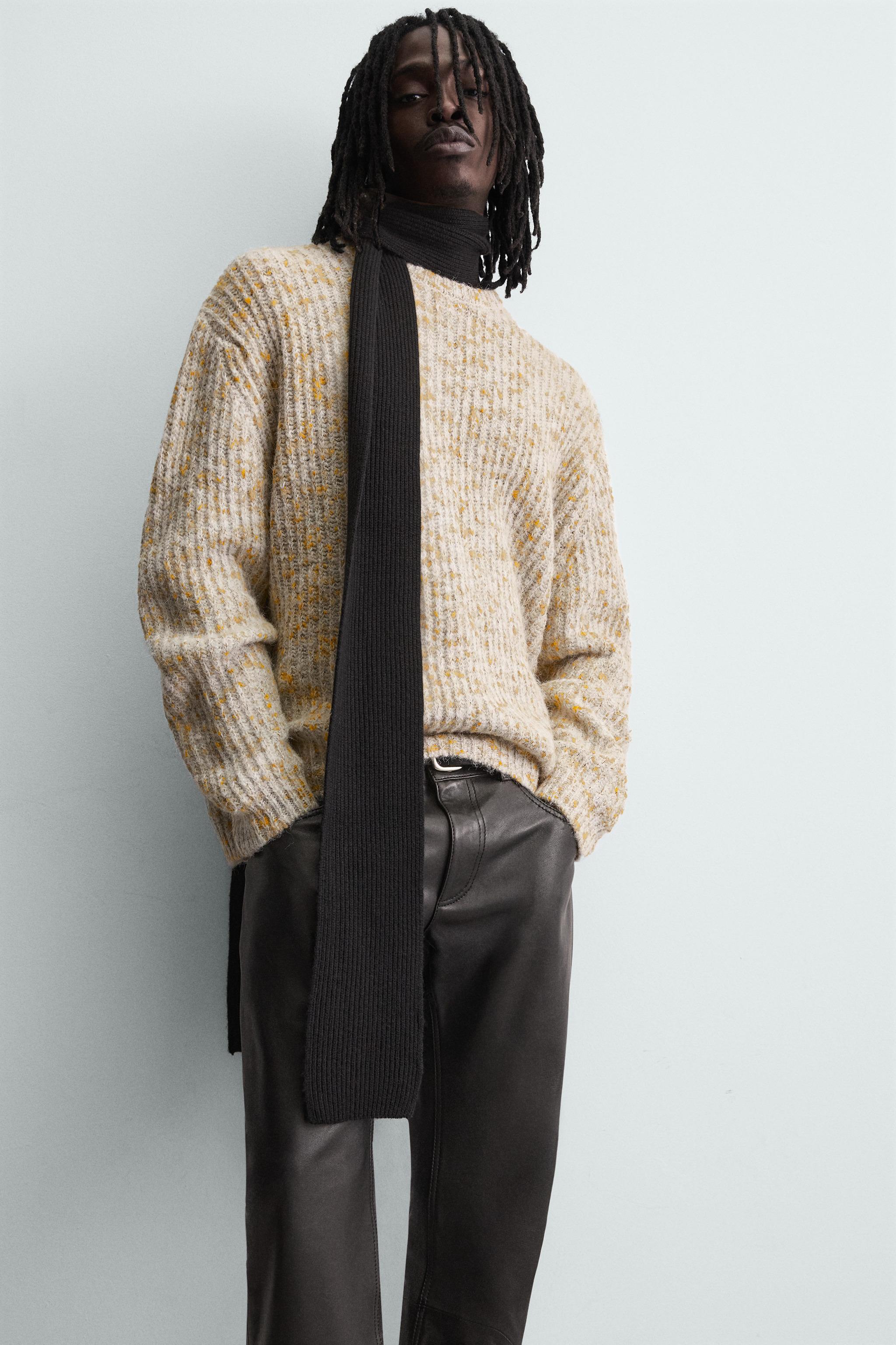 CONTRAST TEXTURED JUMPER