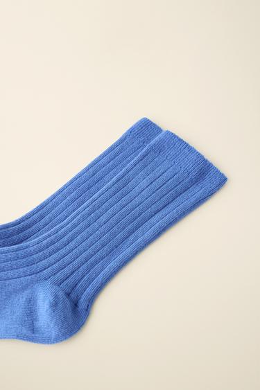 LONG RIBBED SOCKS CREATED BY CARAMEL LONDON X ZARA - Blue by Zara