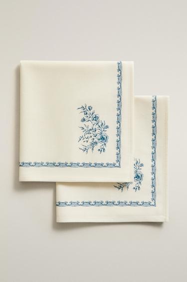 PACK SATINIERTE SERVIETTEN BLUMEN (2ER-PACK) - Blau von Zara