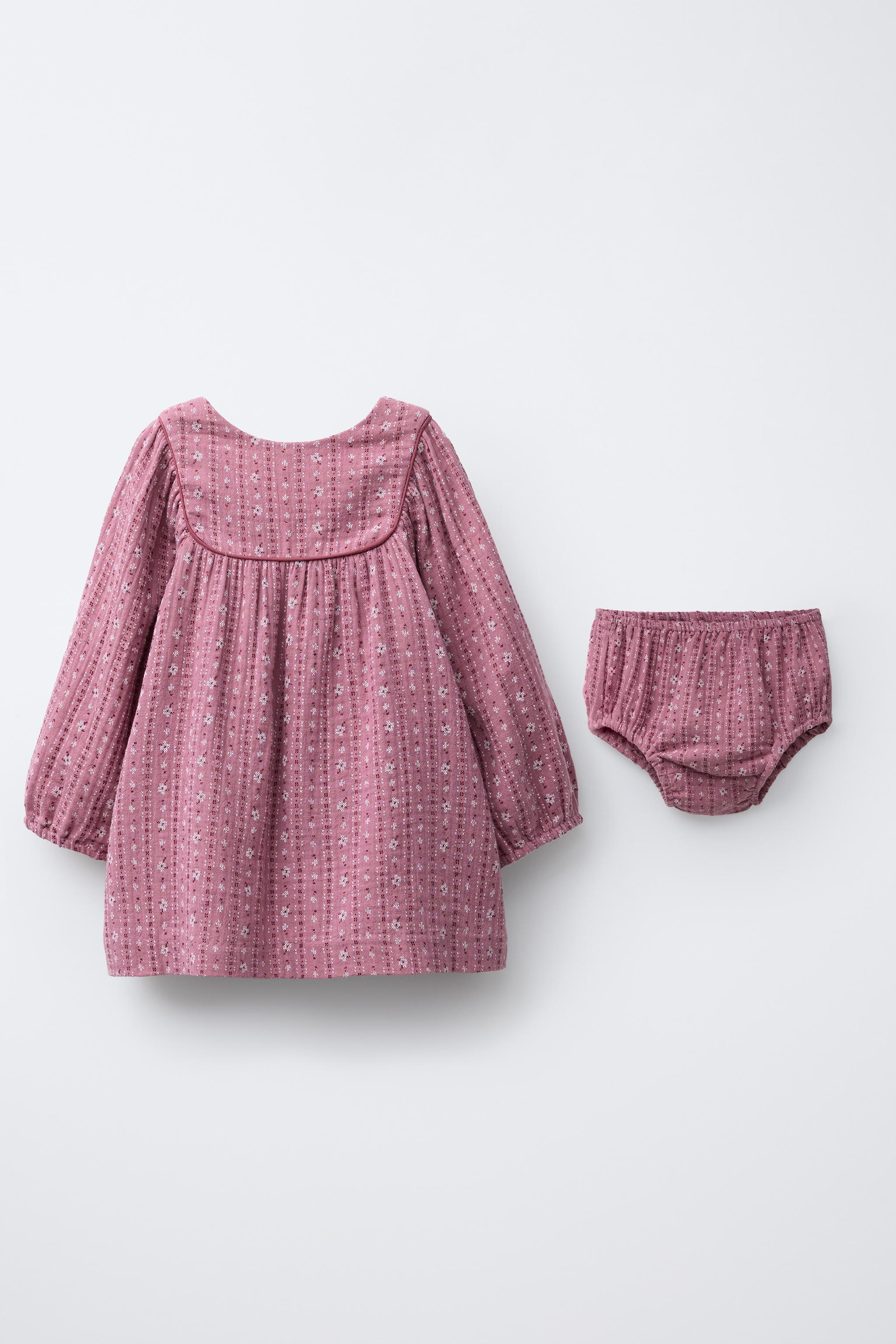 ROBE ET CULOTTE TEXTURÉE À FLEURS