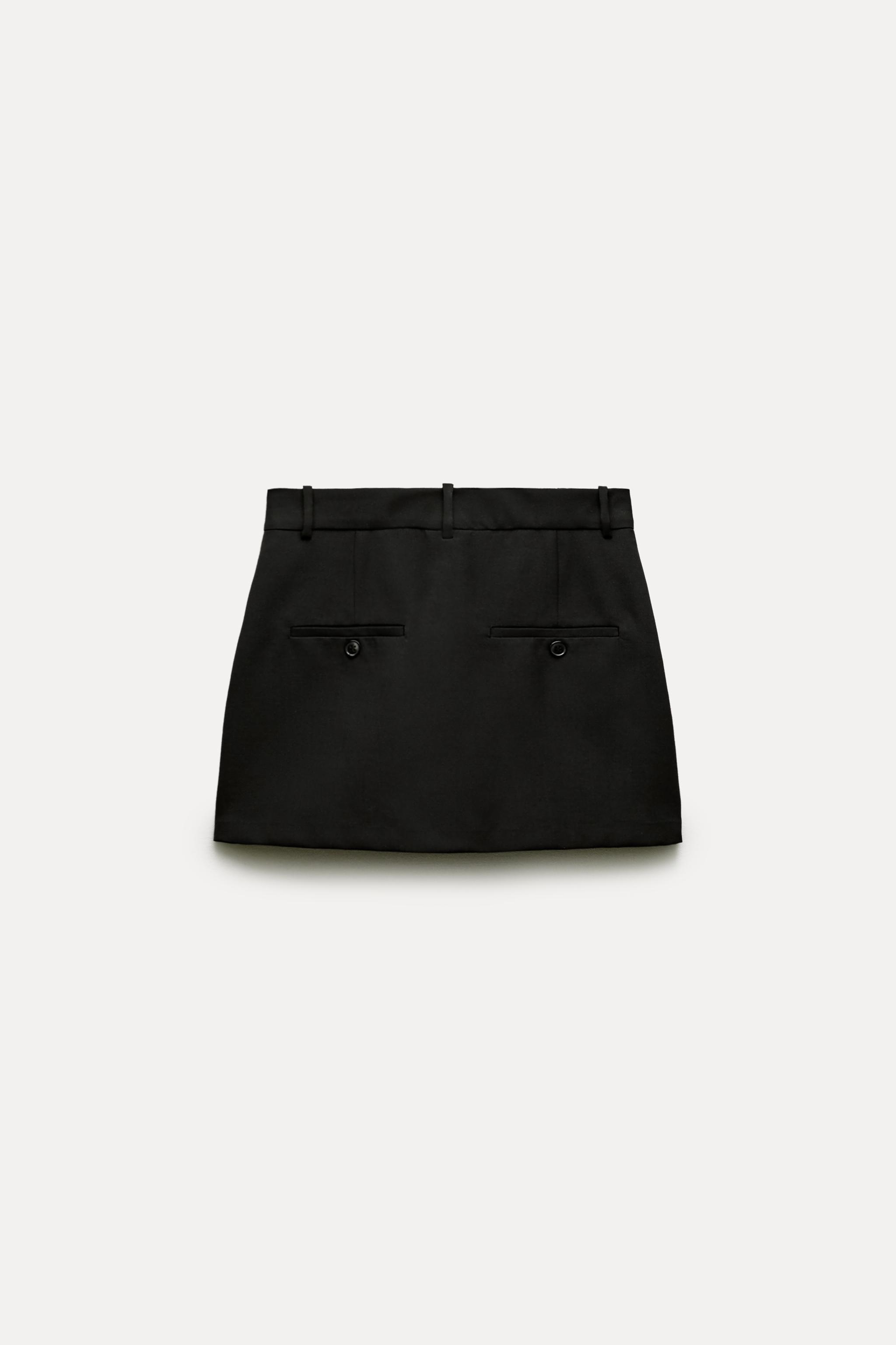 DOUBLE FABRIC SHORTS WITH A HIGH WAIST