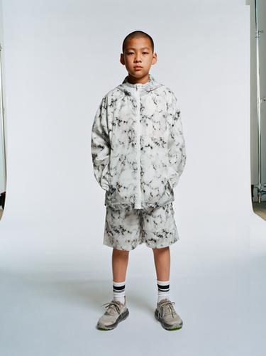 SPORTY TIE-DYE HOODED RAINCOAT - Black / White by Zara