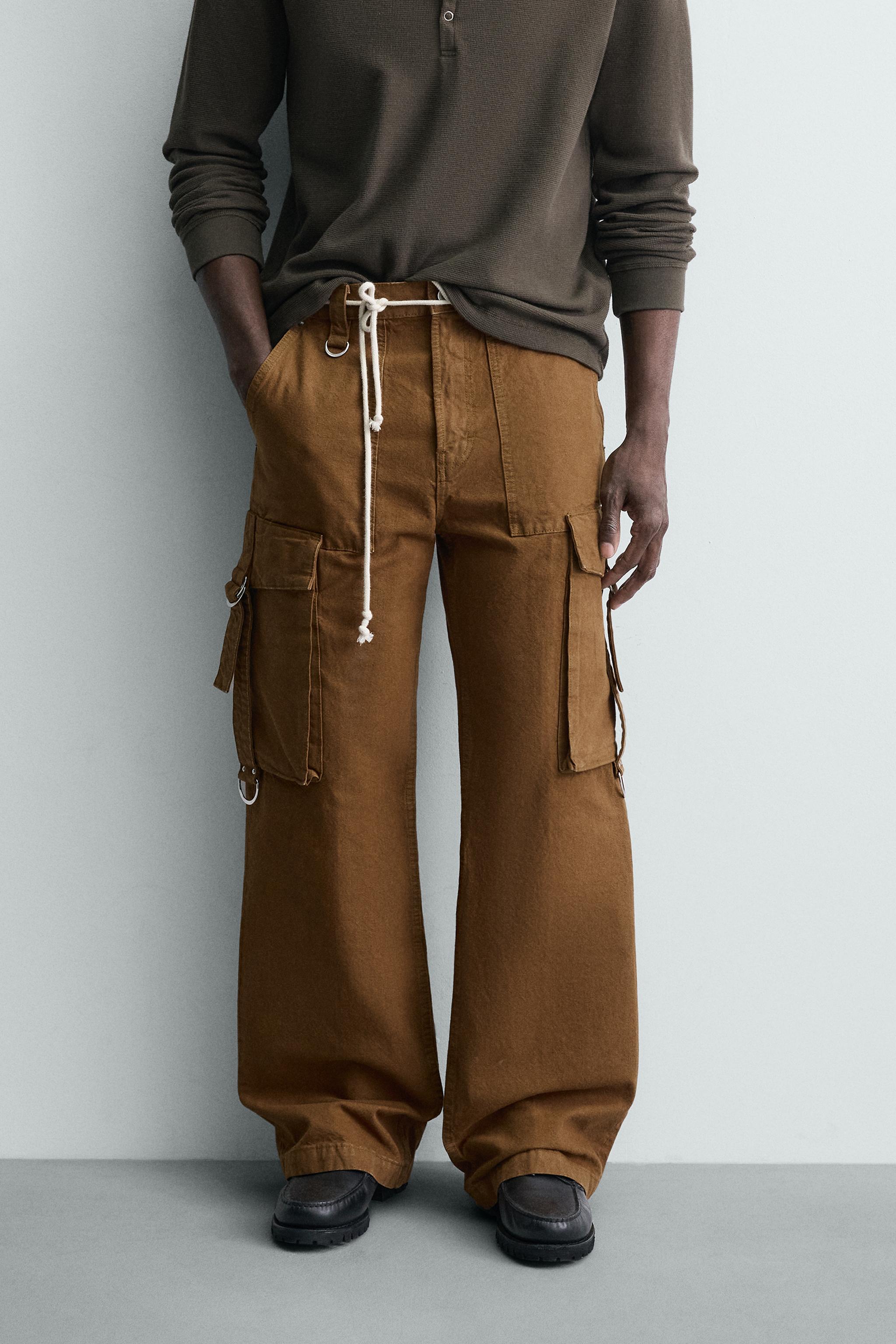 CARGO PANTS WITH POCKETS