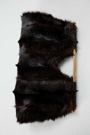 FAUX FUR CLUTCH BAG - Brown by Zara