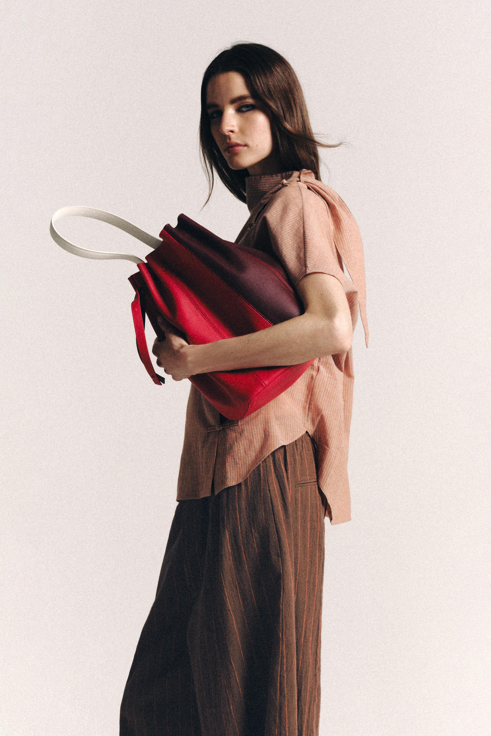 Женские рубашки Zara FROG FASTENING SHIRT ZW COLLECTION — фото 4
