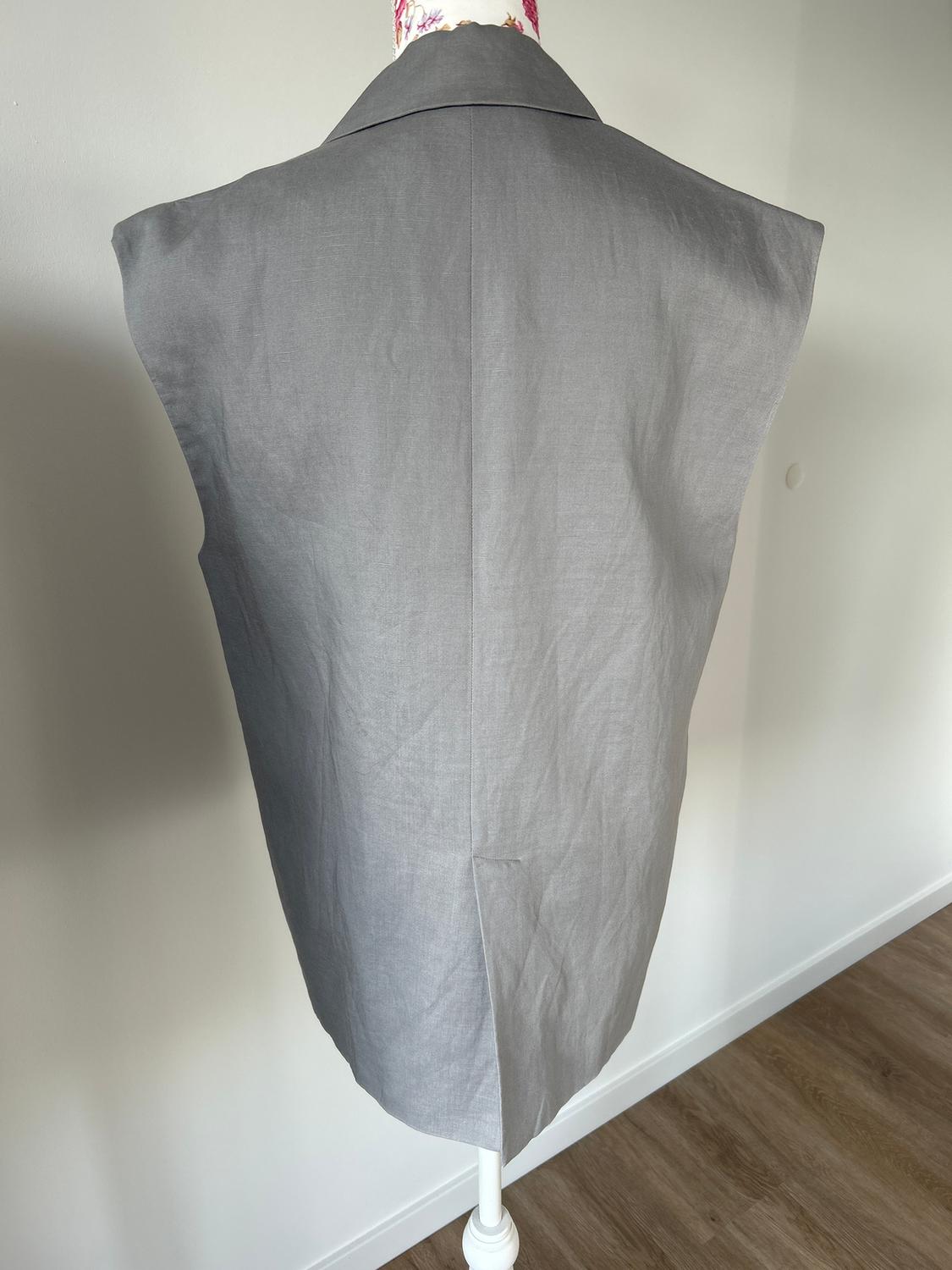 LINEN BLEND OVERSIZE WAISTCOAT - Image 2