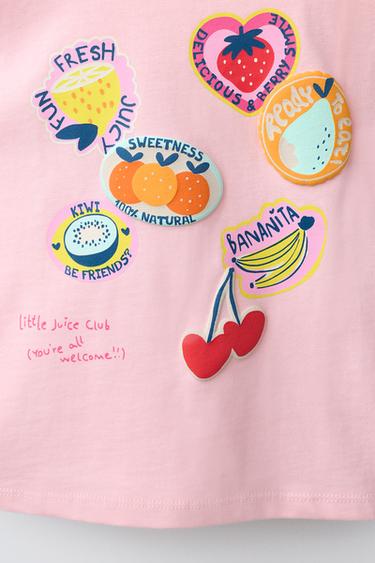 T-SHIRT MIT STICKER-PRINT - Hellrosa von Zara