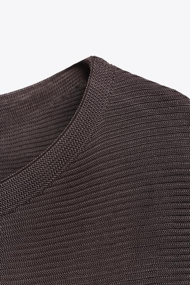 TOP EN MAILLE CÔTELÉE SANS MANCHES - Marron de Zara - Image 6