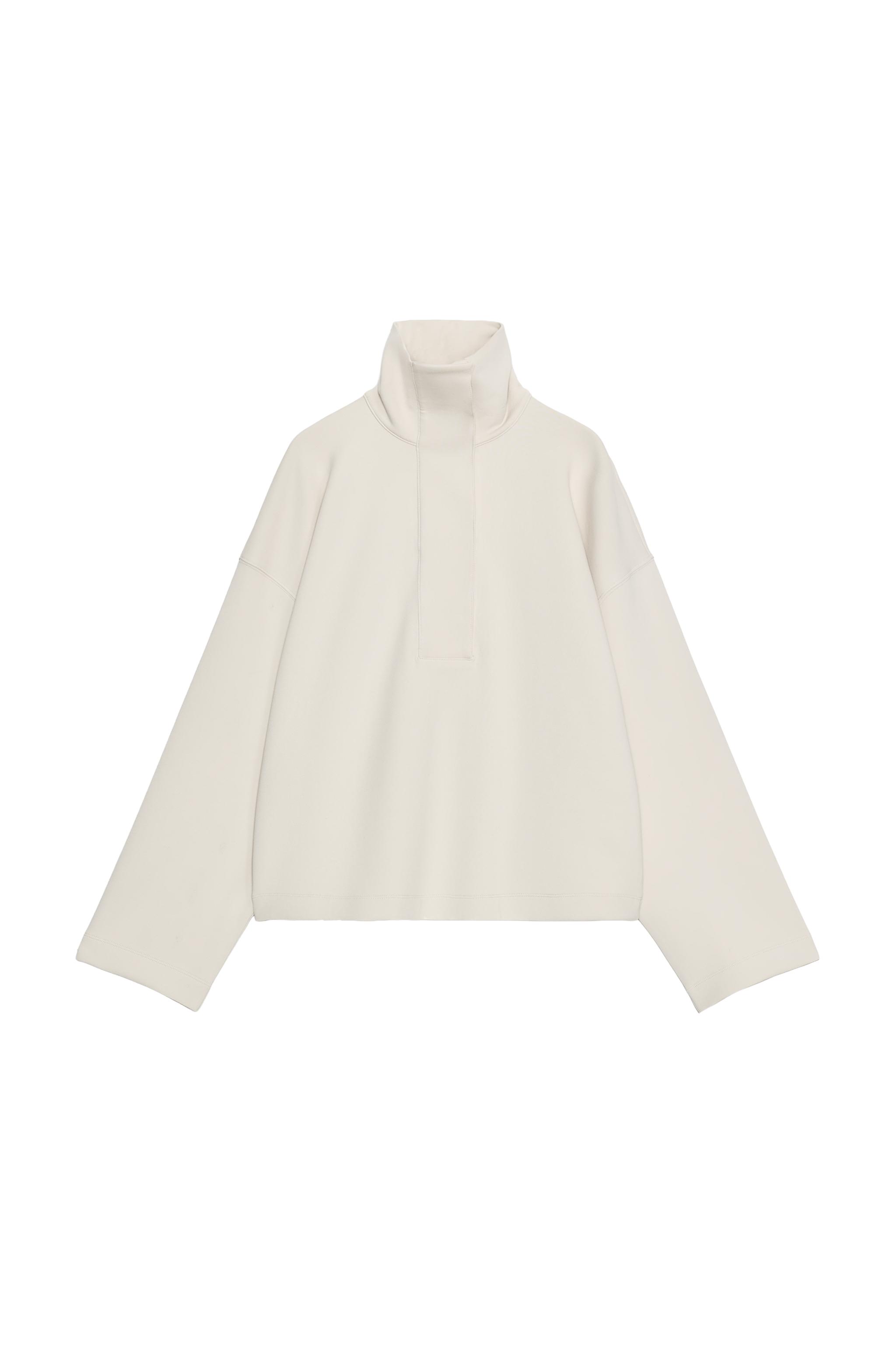SUDADERA CUELLO ALTO INTERLOCK