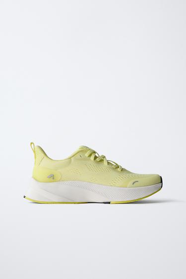 SPORTY TRAINERS - Yellow by Zara