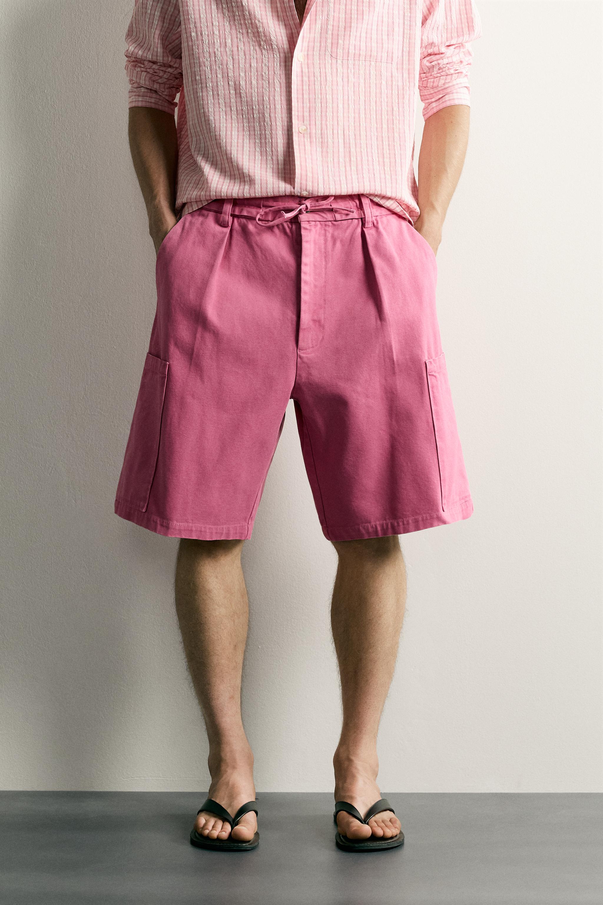 RELAXED FIT WASHED CARGO SHORTS — Magenta