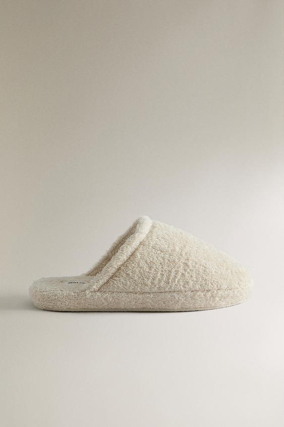 FLATFORM-HAUSSCHUH AUS FROTTEE - Beige von Zara - Bild 0