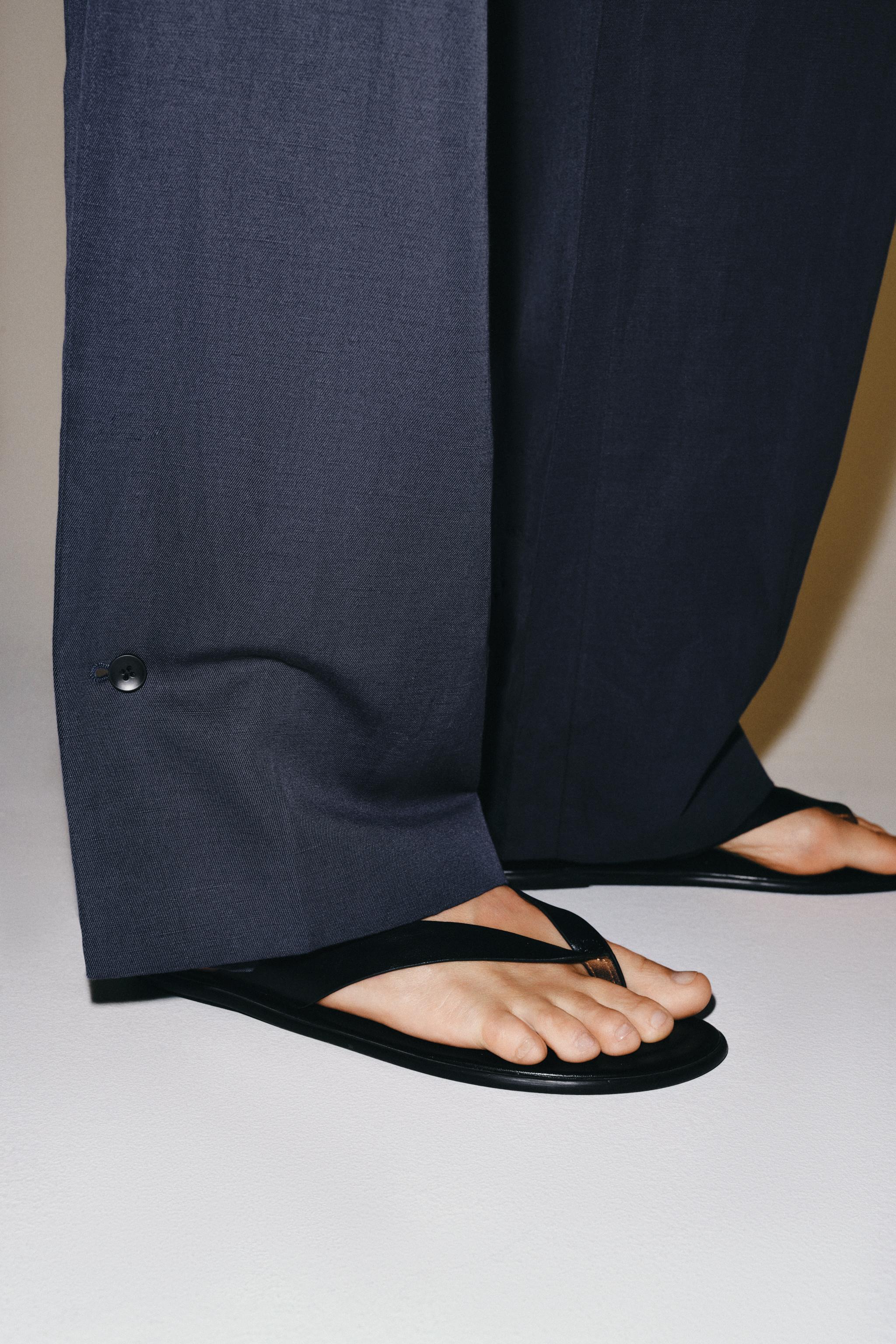 ZW COLLECTION LINEN-BLEND BARREL TROUSERS — Navy blue