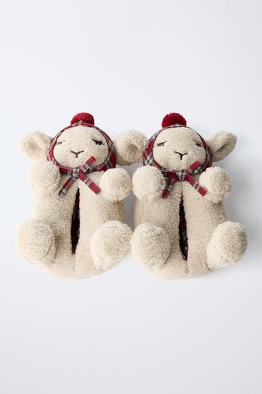 SHEEP SLIPPERS - Ecru White by Zara