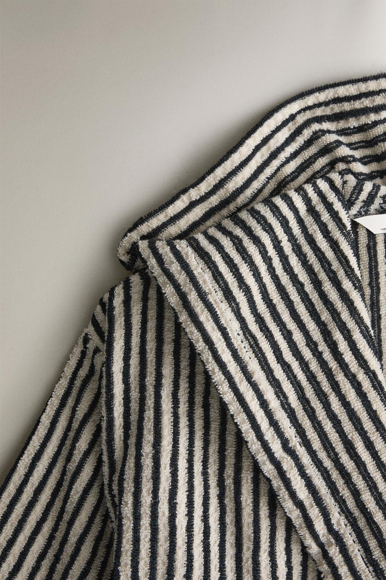 STRIPED HOODED BATHROBE — Ecru / Black