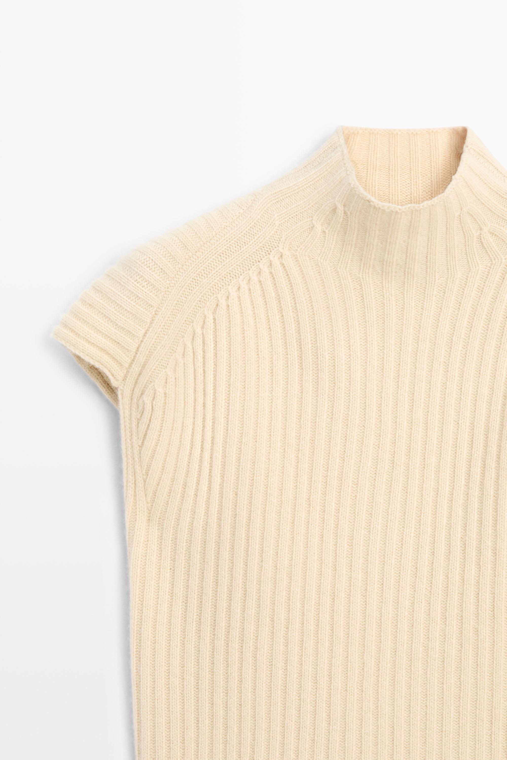 100% cashmere ribbed knit vest