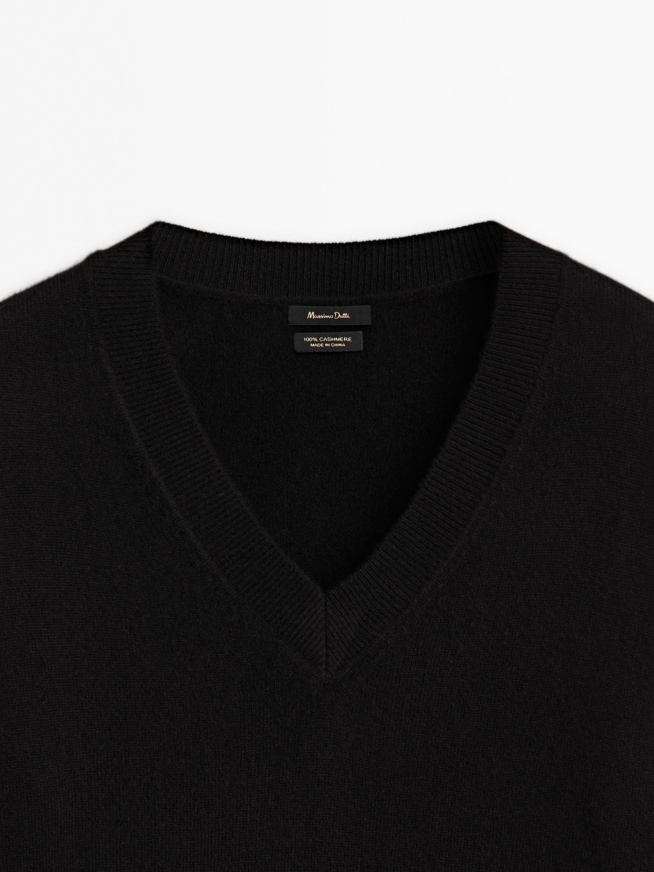 100% cashmere V-neck sweater