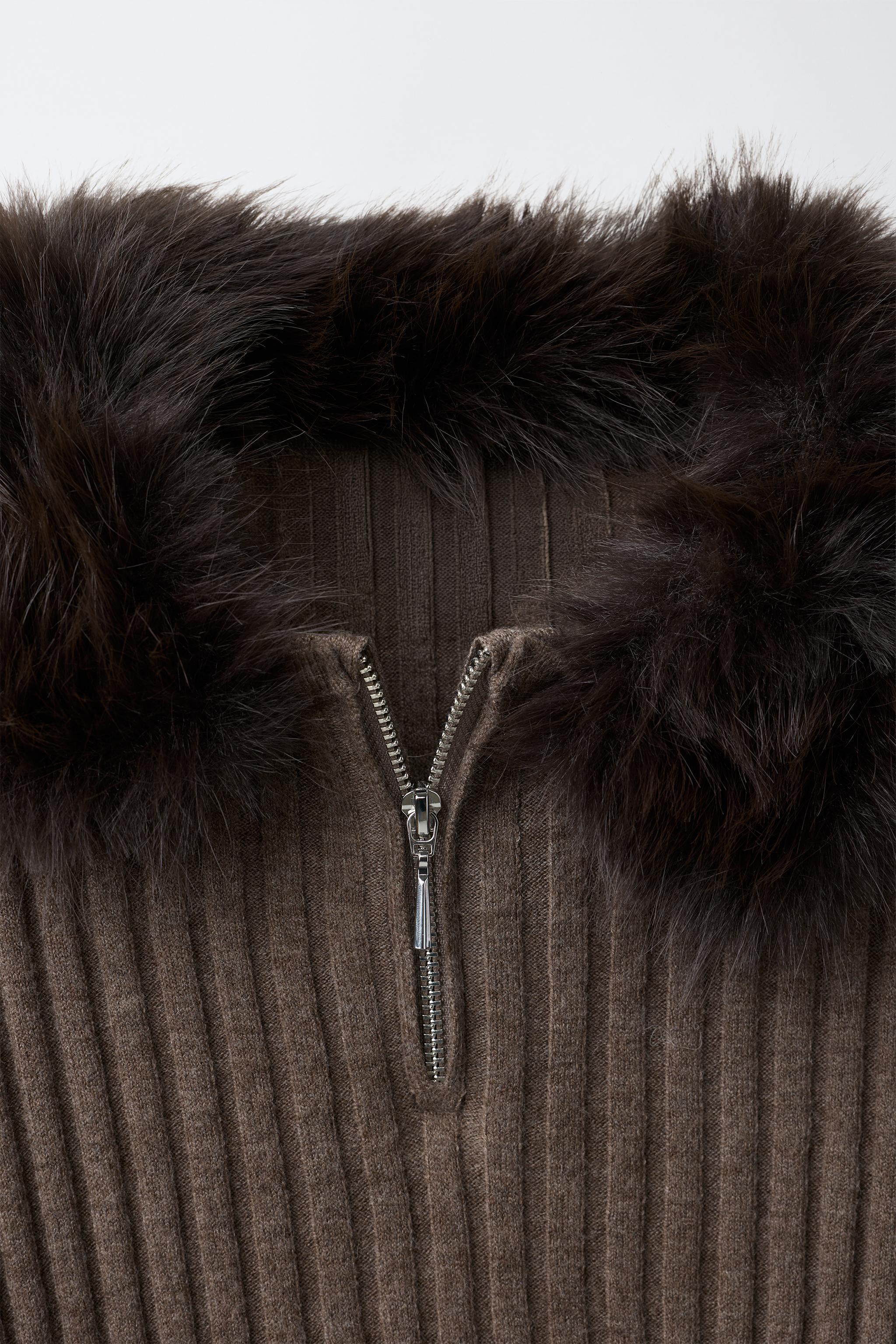 PULL EN MAILLE FERMETURE COL EFFET FOURRURE