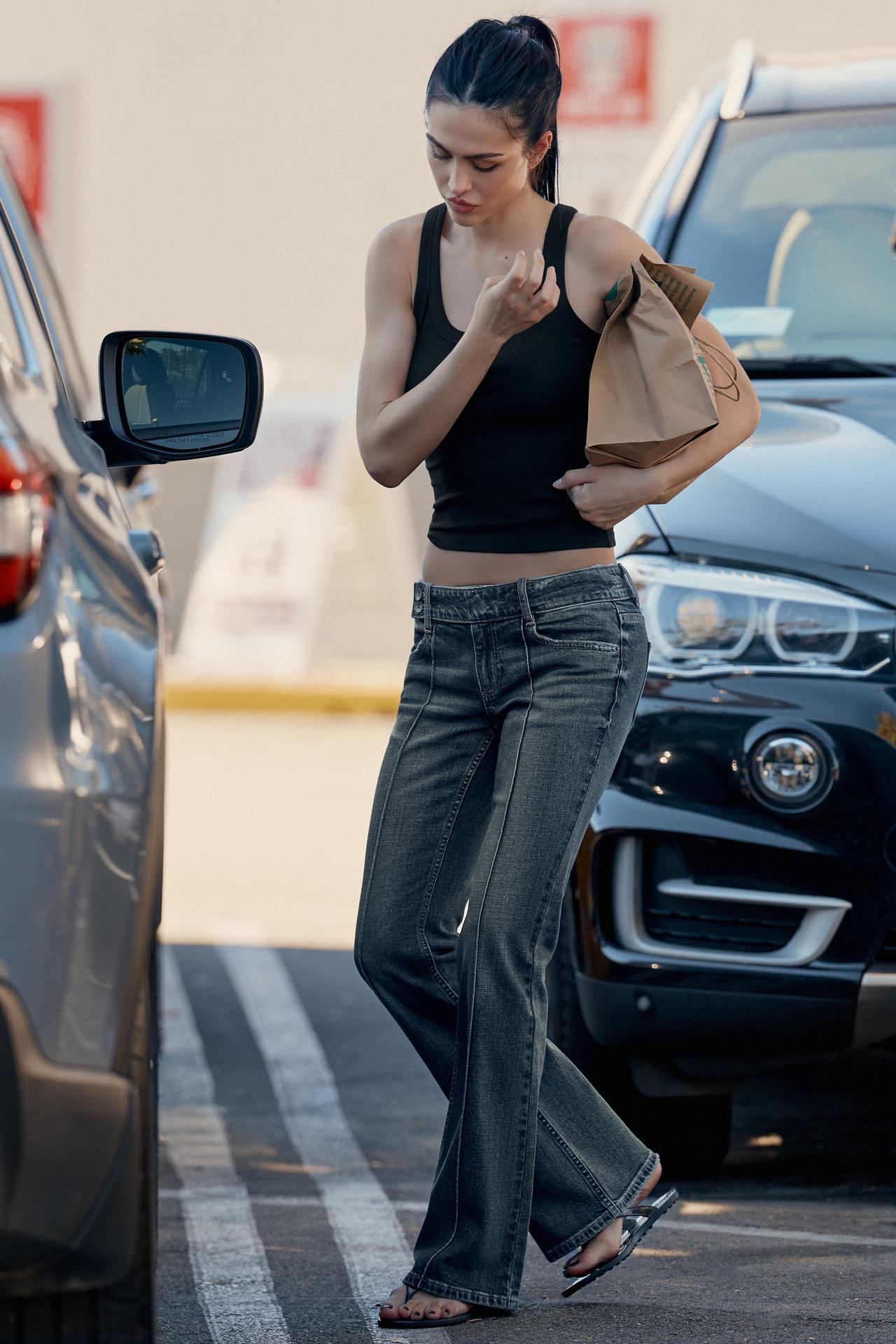 RIBBED TANK TOP — Black
