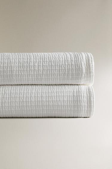 COLCHA ESTRUCTURA GASA - Blanco de Zara