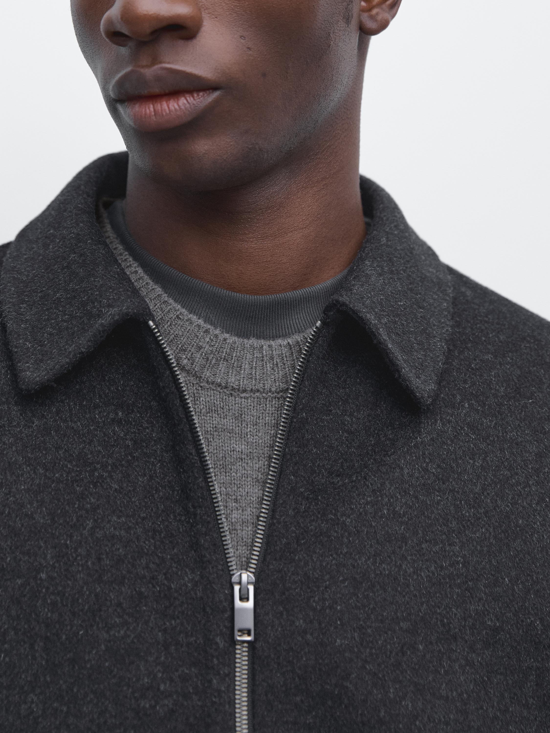 Wool blend jacket with pockets