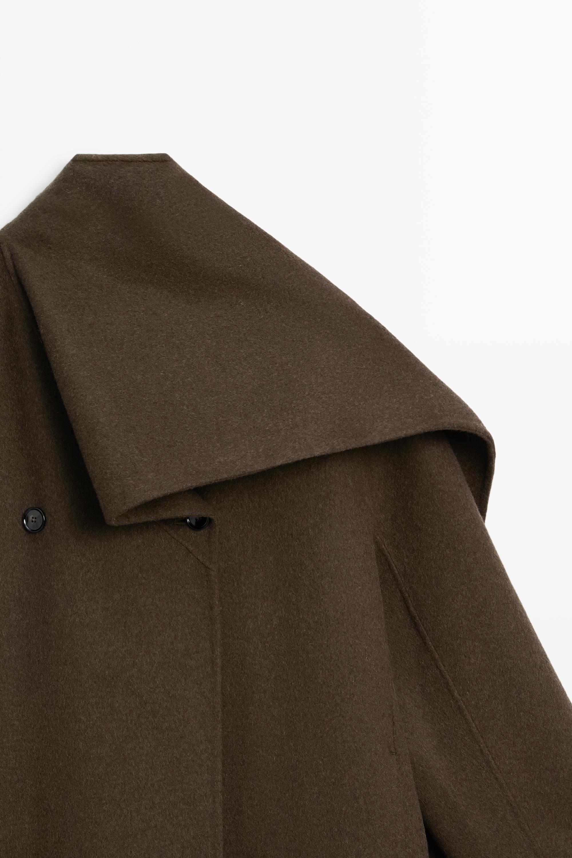 Manteau long avec écharpe