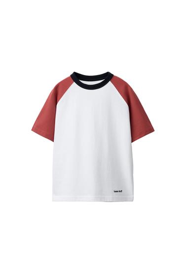تيشرت بأكمام رنغلان ونص مطرز - أبيض / أحمر الخاص بـ Zara