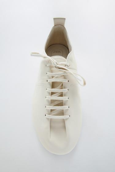 SOFT LEATHER DERBY SHOES -  by Zara