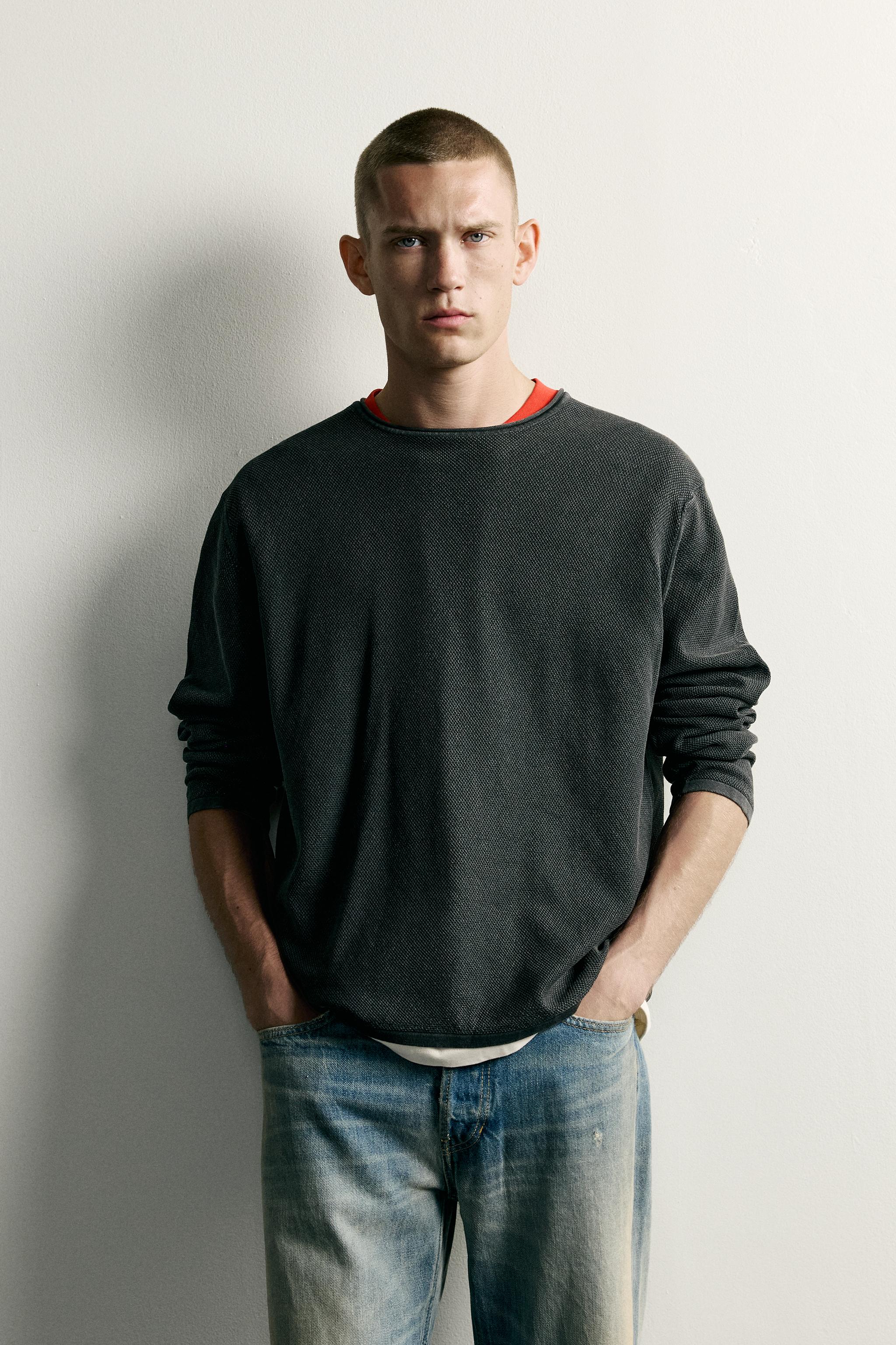 RELAXED FIT WASHED TEXTURE SWEATER — Faded black (alternate view)