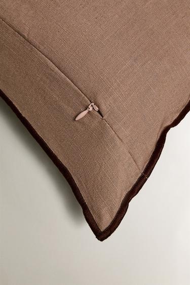HOUSSE DE COUSSIN OVERLOCK - Rose de Zara - Image 3