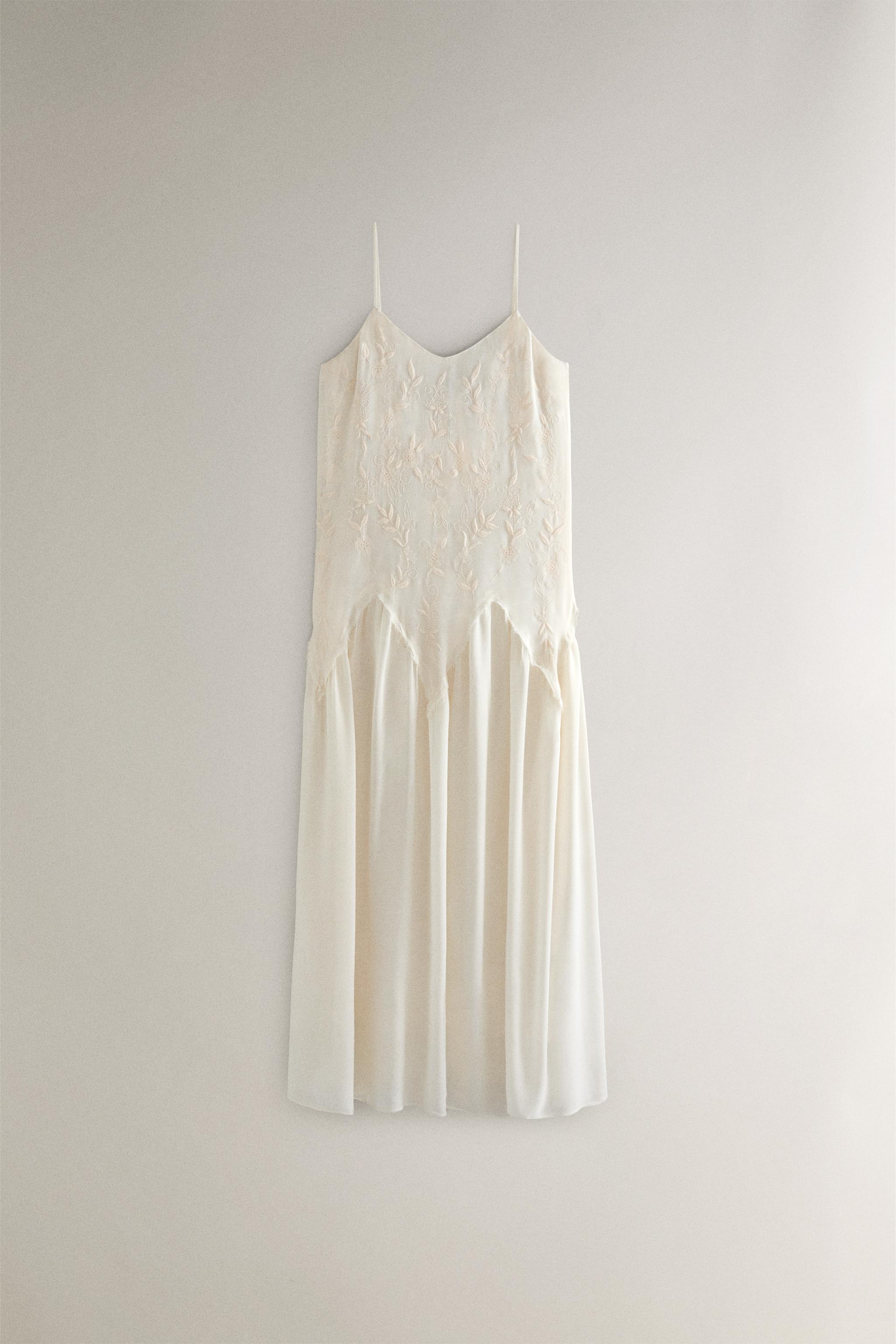 EMBROIDERED NIGHTDRESS